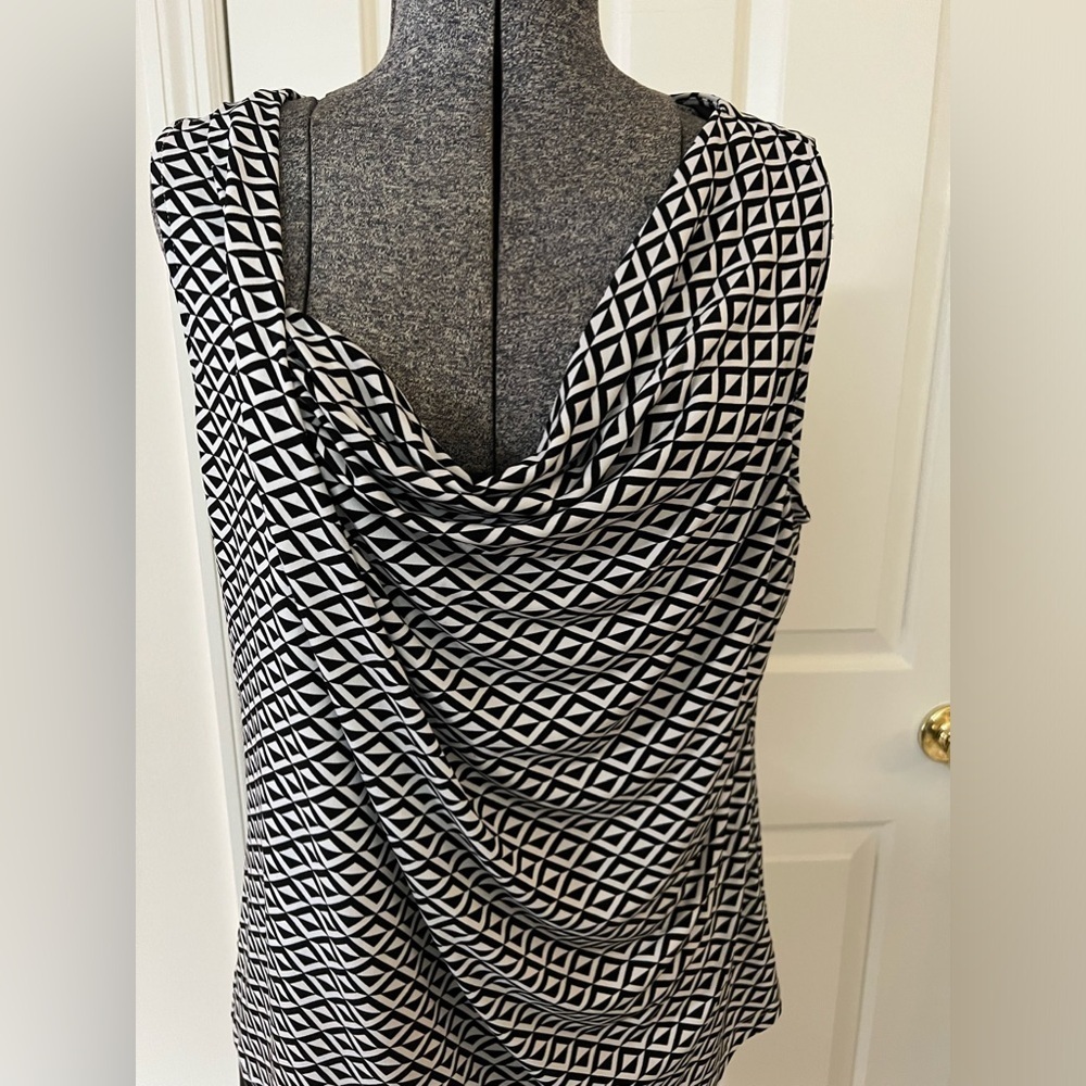 Ivanka Trump Sleeveless Blouse Top, Large - Picture 10 of 10